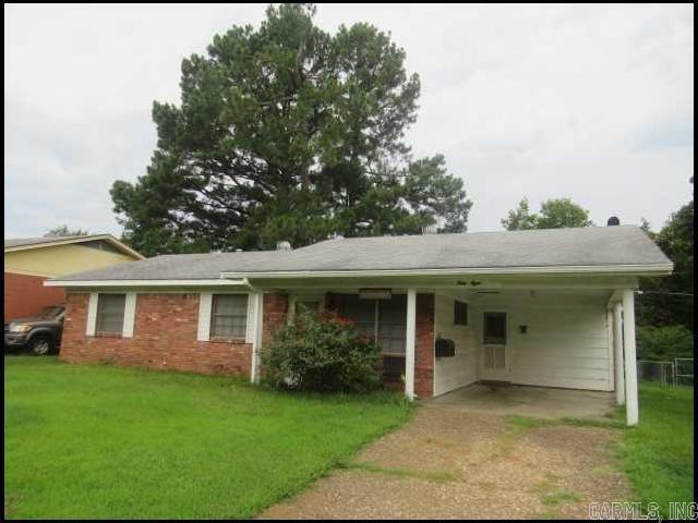5813 La Mirado Dr in North Little Rock, AR - Building Photo
