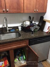 10 Parker Hill Ave, Unit 1 in Boston, MA - Foto de edificio - Building Photo