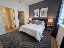 2720 SW 69th Ave, Unit B2720 in Miami, FL - Building Photo