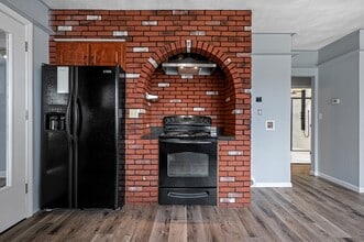 7 Pasadena Pkwy in Worcester, MA - Building Photo - Building Photo