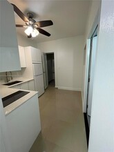 3310 SW 65th Ave in Miami, FL - Building Photo - Building Photo