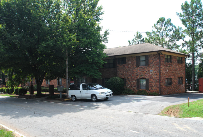 151 NE Belle Isle Rd in Atlanta, GA - Building Photo - Building Photo