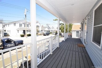 68 Daytona St in Atlantic Beach, NY - Building Photo - Building Photo
