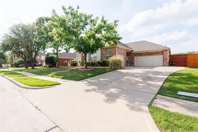 1220 Apache Lake Dr in Carrollton, TX - Building Photo - Building Photo