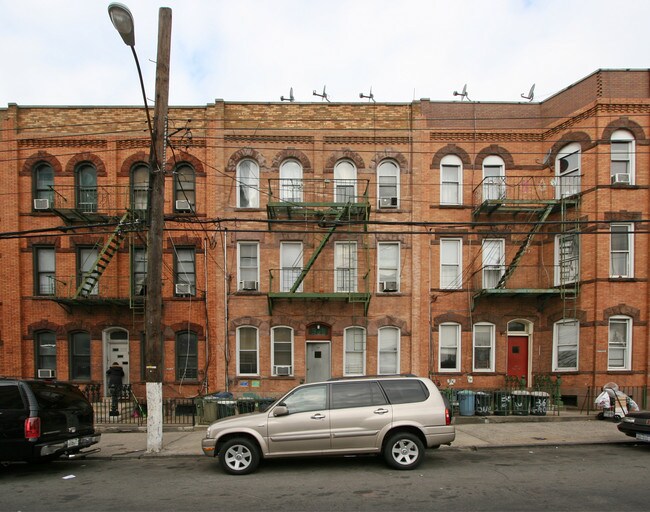 359 Grove St in Brooklyn, NY - Building Photo - Building Photo