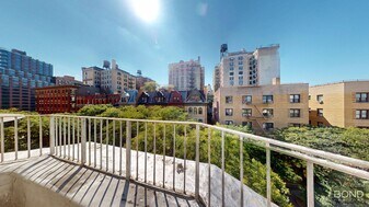 317 W 107th St in New York, NY - Building Photo