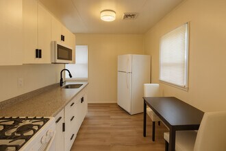 517 Davidson St in Michigan City, IN - Foto de edificio - Building Photo