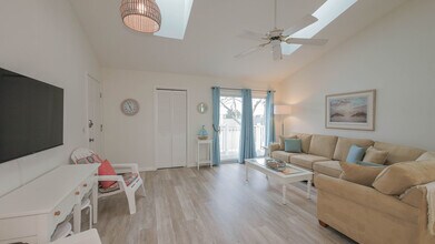 16 N Monroe Ave, Unit B4 in Margate City, NJ - Building Photo - Building Photo