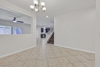 7859 Saber Tooth St in Las Vegas, NV - Building Photo - Building Photo