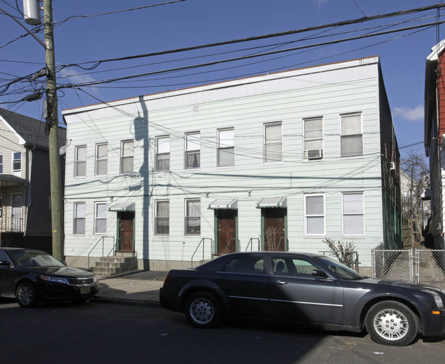 67 Florida St in Elizabeth, NJ - Building Photo - Building Photo