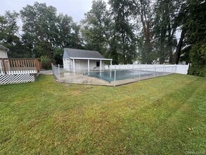 35 Rapalje Rd in Fishkill, NY - Building Photo - Building Photo