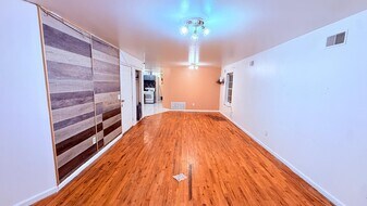 710 Ocean Ave in Jersey City, NJ - Building Photo