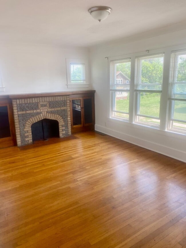 14069 Saratoga Ave in Detroit, MI - Building Photo - Building Photo