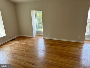 1051 Easton Rd in Roslyn, PA - Building Photo - Building Photo