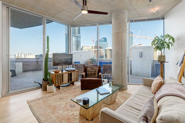 property at 360 Nueces St
