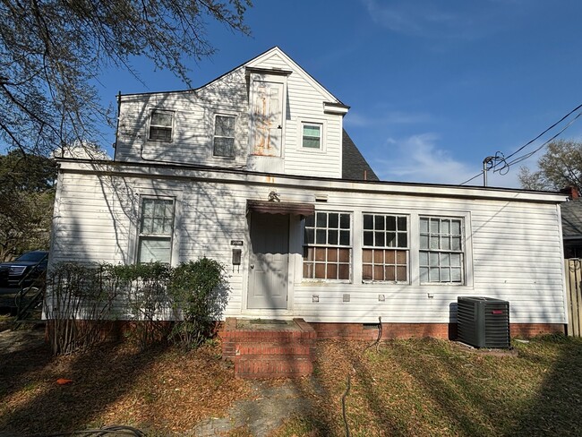 202-B N Virginia Ave