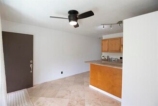 2136 Konou Pl in Kihei, HI - Building Photo - Building Photo