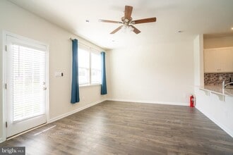 172 Mazzeo Dr in Glassboro, NJ - Building Photo - Building Photo