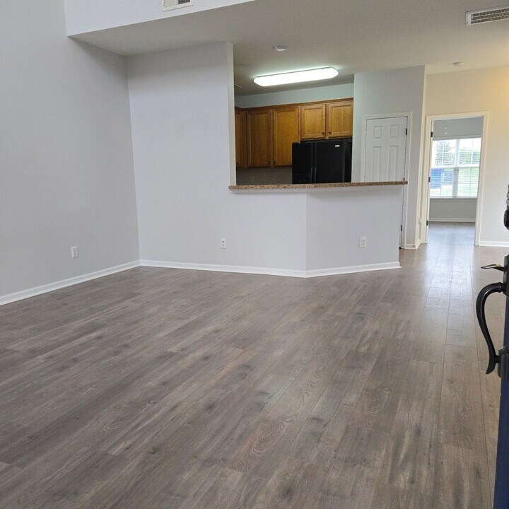 17744 Trolley Crossing Way in Cornelius, NC - Building Photo