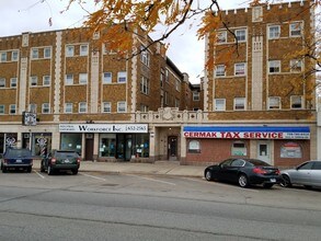 5011 W Cermak Rd-Unit -28 in Cicero, IL - Building Photo - Building Photo