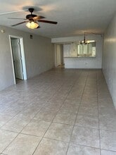 104 Palm Beach Trace Dr in Royal Palm Beach, FL - Building Photo - Building Photo