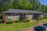 Woodbend Apartments photo'