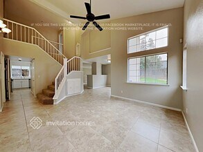 8355 Lonely Hill Way in Antelope, CA - Foto de edificio - Building Photo