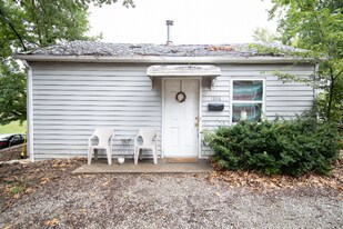 1326 Dunklin St in Cape Girardeau, MO - Building Photo