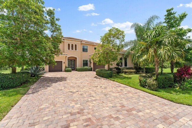 property at 5155 SW Longspur Ln