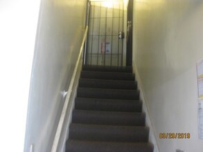 4251 Degnan Blvd, Unit #3 in Los Angeles, CA - Building Photo - Building Photo