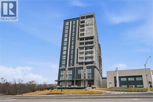 870 Queenston Rd in Hamilton, ON - Building Photo