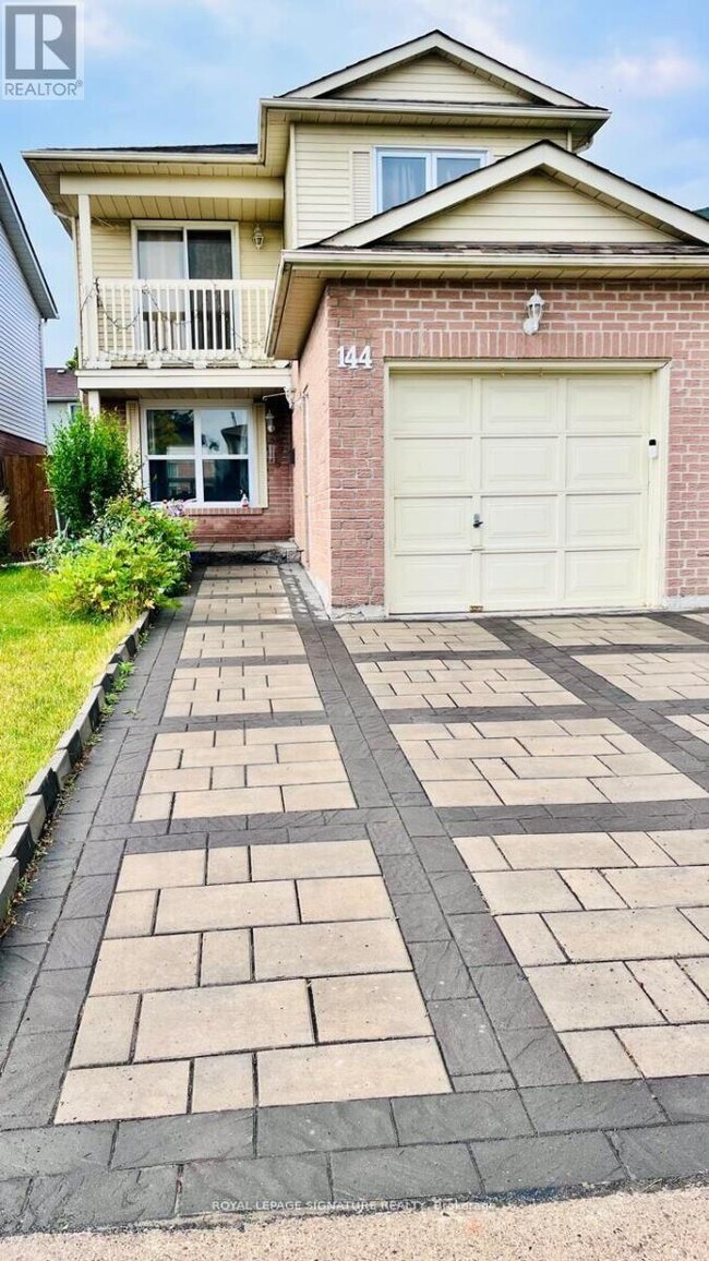 144 Reed Dr in Ajax, ON - Building Photo - Building Photo
