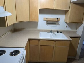 8177 S Darin St in Midvale, UT - Building Photo - Building Photo