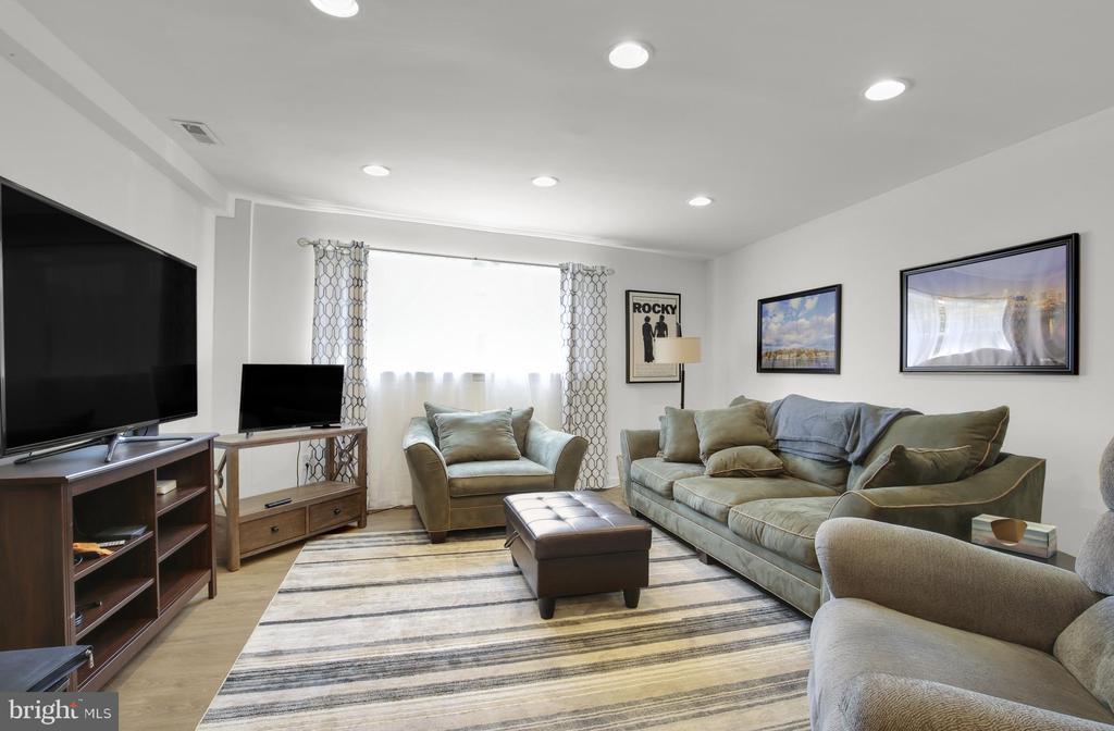 1120 S 7th St in Philadelphia, PA - Building Photo