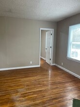1218 N California Ave in Hastings, NE - Building Photo - Building Photo