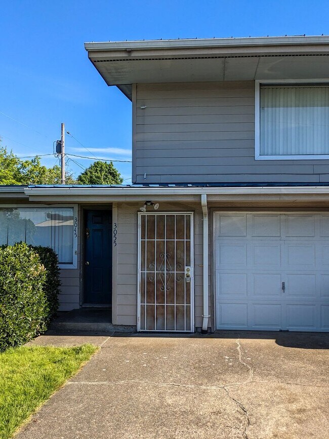 3045-3065-3065 Madison St NE in Salem, OR - Building Photo - Building Photo