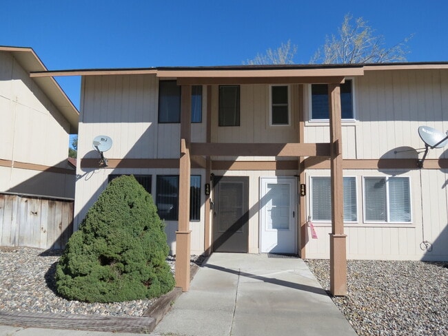 146 Van Giesen St in Richland, WA - Building Photo - Building Photo