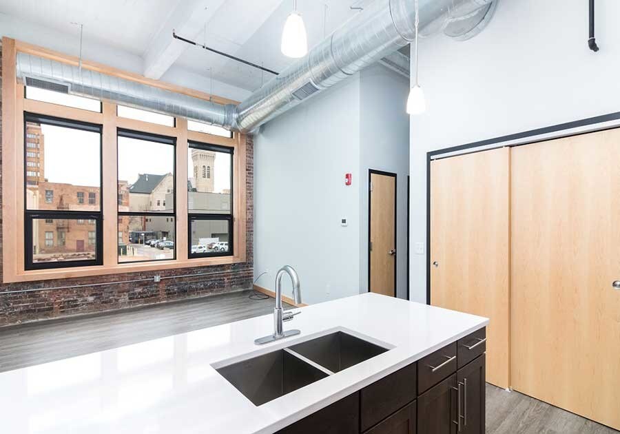 Pearl Street in Sioux City, IA - Building Photo