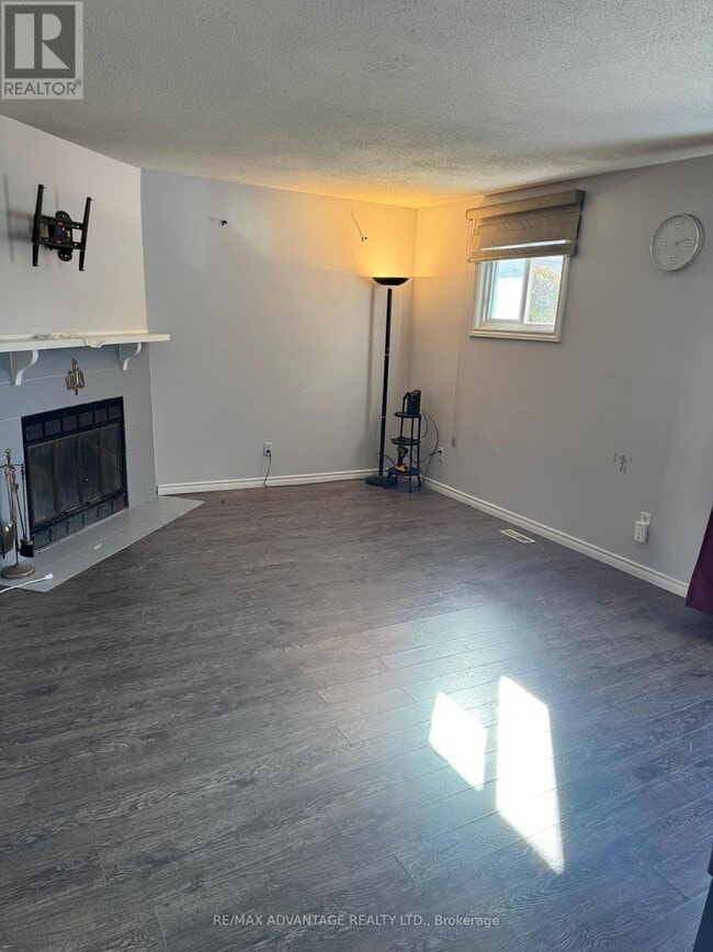 1318 Highbury Ave N in London, ON - Building Photo - Building Photo