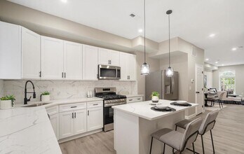 442 N Luzerne Ave in Baltimore, MD - Building Photo - Building Photo