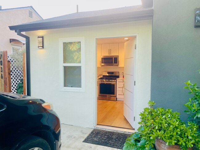 property at 7034 Yarmouth Ave