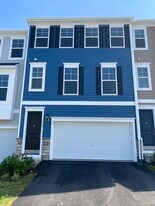 3969 Shire Meadow Ln in Triangle, VA - Building Photo