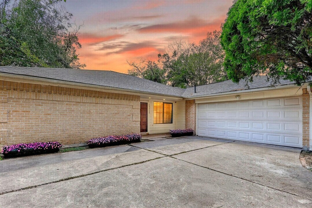 13315 Nevermore Dr in Cypress, TX - Building Photo