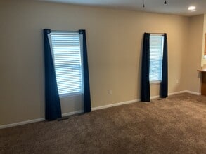 2406 Fairfield Rd in Kearney, MO - Building Photo - Building Photo