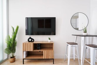 315 E 78th St in New York, NY - Foto de edificio - Building Photo