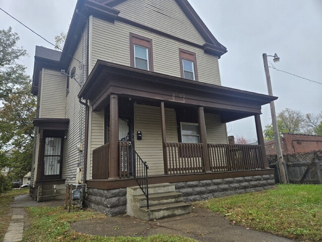 1310 Olive St in Louisville, KY - Building Photo - Building Photo