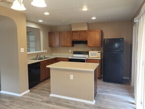 4919 Arizona Bay in San Antonio, TX - Building Photo - Building Photo