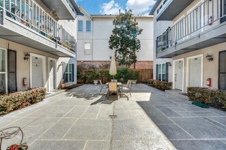 4520 Holland Ave in Dallas, TX - Building Photo - Building Photo