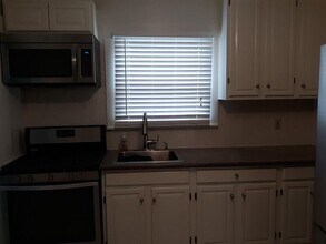 3137 Boston Ave in Oakland, CA - Foto de edificio - Building Photo