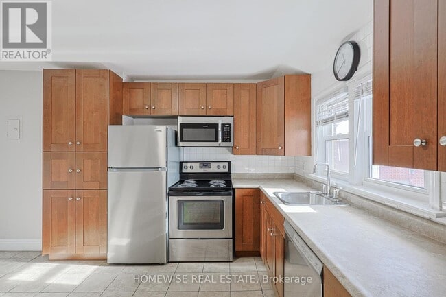 property at 61 Aberdeen St